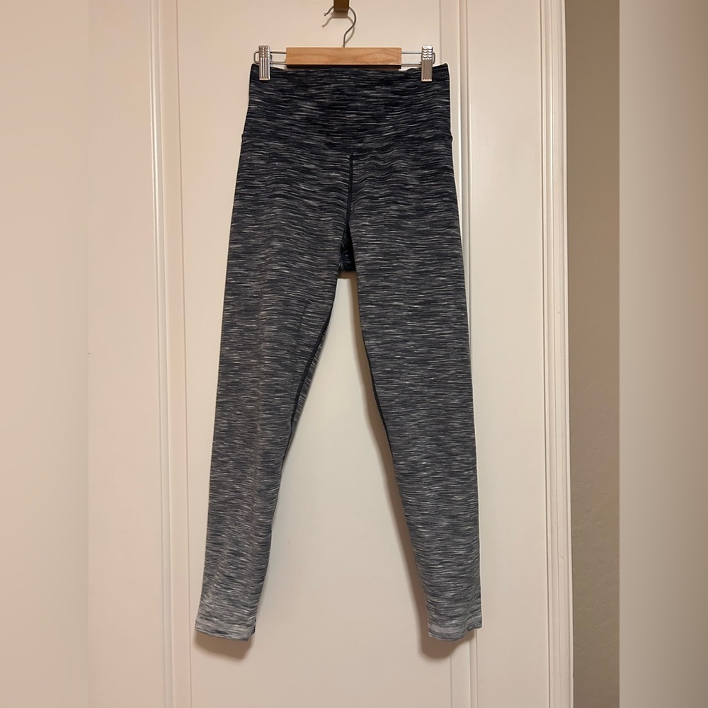 Like New 🖤🩶 Aerie Offline Heather Gray & Black Ombré Leggings